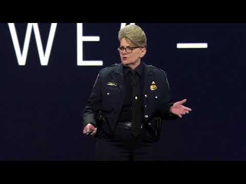 Colleen Manaher Shares How U.S. Customs & Border Protection is Using AWS to Improve Travel & Safety