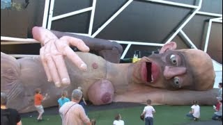 Snuff Puppets - Everybody - Giant Human Puppet